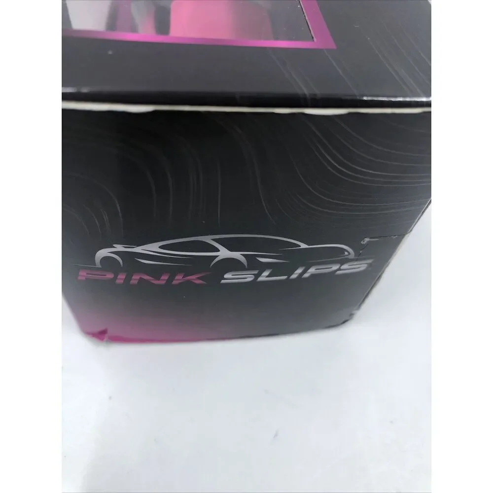 2017 Ford GT, Jada 1:32 Pink Slips Diecast Car . New. Please Read